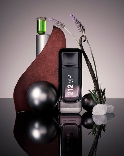 212 VIP Black Eau de Parfum For Him